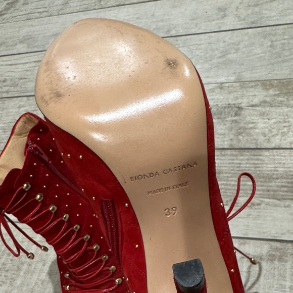 Elegant Red Studded Heeled Boots - Picture 2 of 7